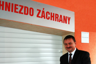 Hniezdo záchrany